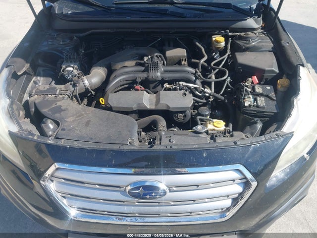 Subaru Outback 2.5i Limited 2015 4S4BSALCXF3256549 Image 10