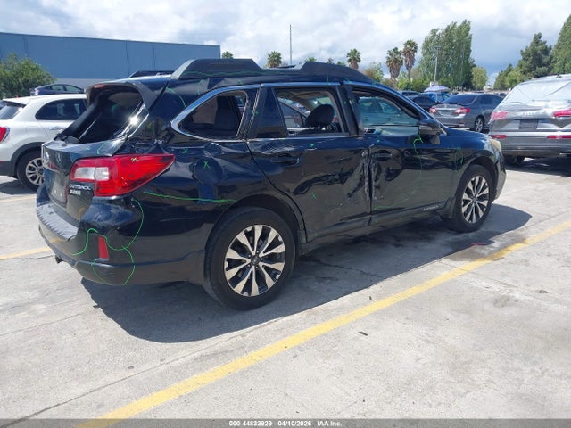 Subaru Outback 2.5i Limited 2015 4S4BSALCXF3256549 Image 4