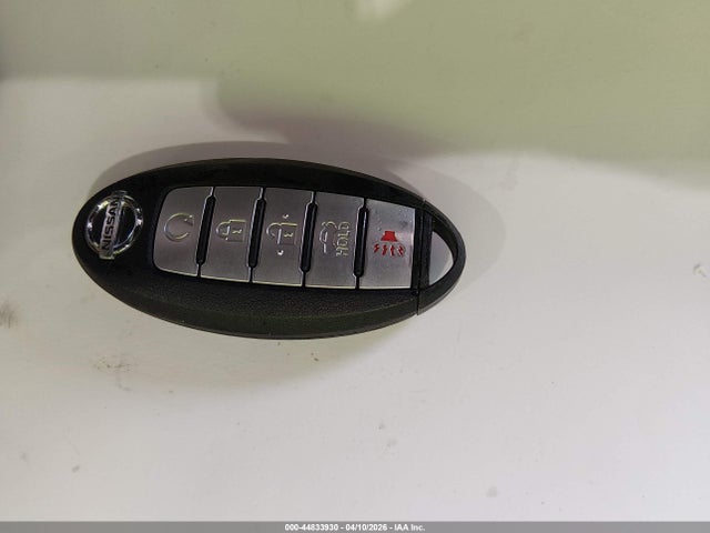 44833930 :رقم المزاد ، 1N4AA6AP7GC394952 vin ، 2016 Nissan Maxima 3.5 Platinum مزاد بيع