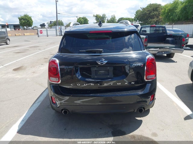 Mini Countryman Cooper S 2017 WMZYT3C36H3D97583 Image 17