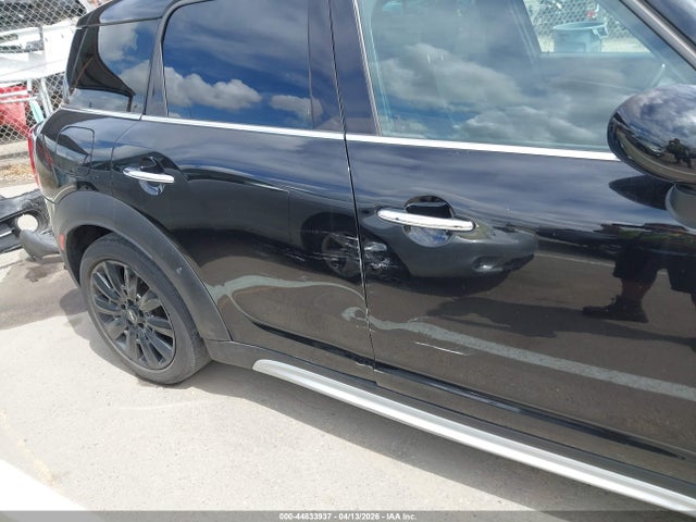 Mini Countryman Cooper S 2017 WMZYT3C36H3D97583 Image 20