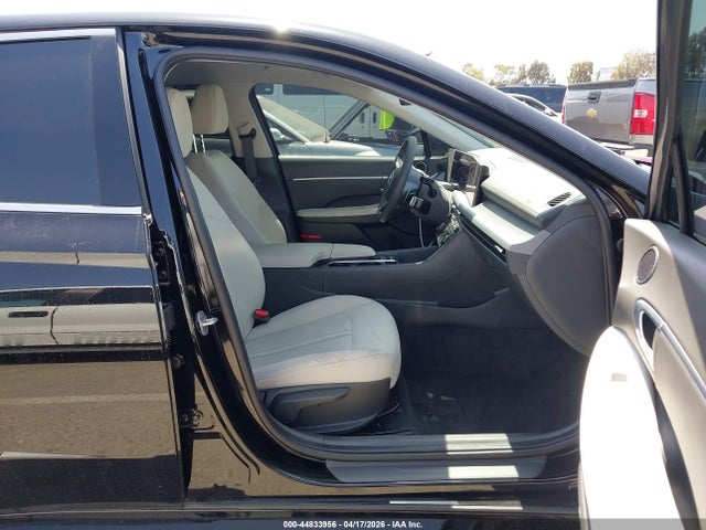 KMHL64JA8SA472854 Hyundai SONATA SEL