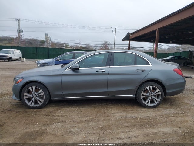 2021 Mercedes-benz C 300 4matic მანქანა იყიდება აუქციონზე, vin: W1KWF8EB8MR647190, აუქციონის ნომერი: 44833980