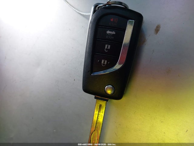44833995 :رقم المزاد ، JTDEPRAE3LJ042080 vin ، 2020 Toyota Corolla Le مزاد بيع