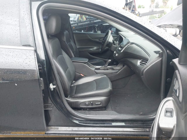 1G1ZJ5SU6HF128813 Chevrolet MALIBU HYBRID