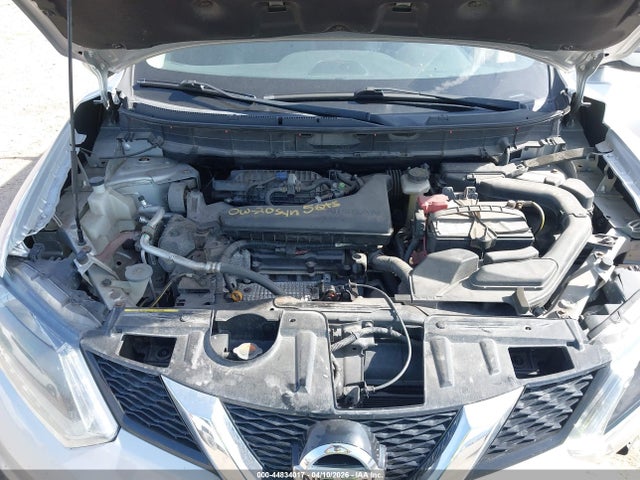 KNMAT2MV2GP685021 Nissan Rogue Sl