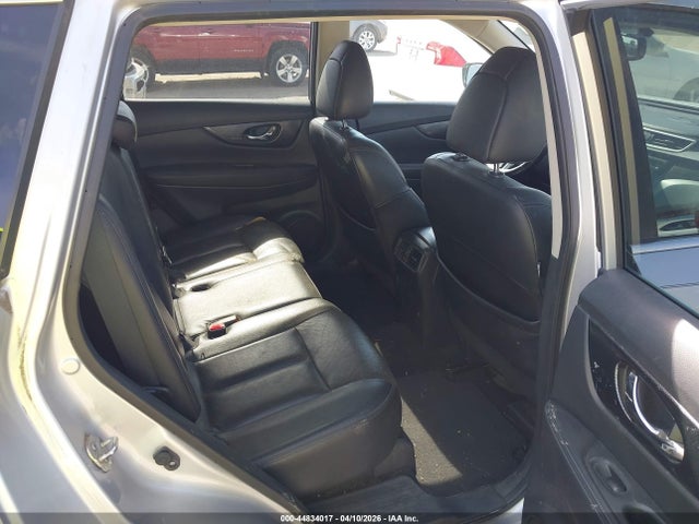 KNMAT2MV2GP685021 Nissan Rogue Sl