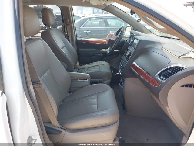 Продажа на аукционе авто 2014 Chrysler Town & Country Touring, vin: 2C4RC1BGXER343118, номер лота: 44834034