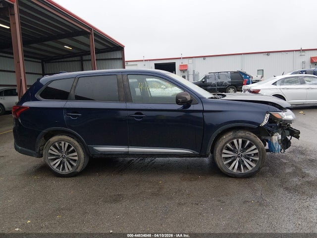44834048 :رقم المزاد ، JA4AD2A3XKZ048806 vin ، 2019 Mitsubishi Outlander Es مزاد بيع