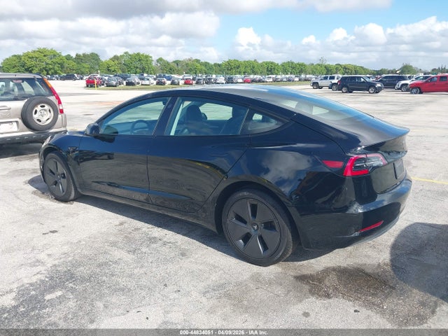 2023 TESLA MODEL 3 5YJ3E1EA6PF433985 Photo 2
