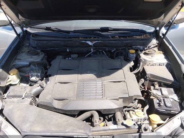 Продаж на аукціоні авто 2011 Subaru Outback 3.6r Limited, vin: 4S4BRDLC4B2385089, номер лоту: 44834097