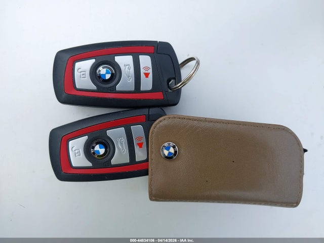 2017 Bmw 330e Iperformance მანქანა იყიდება აუქციონზე, vin: WBA8E1C35HA029125, აუქციონის ნომერი: 44834106