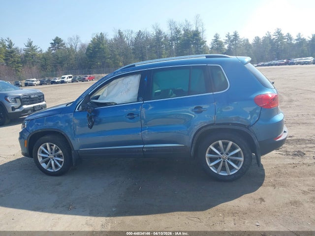 WVGSV7AX8HK037632 Volkswagen Tiguan 2.0t Wolfsburg Edition