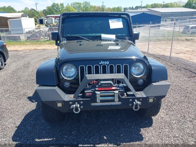 44834161 :رقم المزاد ، 1C4HJWEG8GL180846 vin ، 2016 Jeep Wrangler Unlimited Sahara مزاد بيع