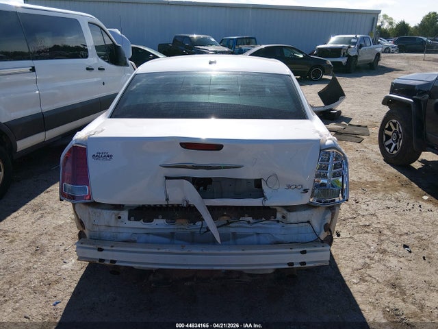 44834165 :رقم المزاد ، 2C3CCABG3DH711735 vin ، 2013 Chrysler 300 300s مزاد بيع