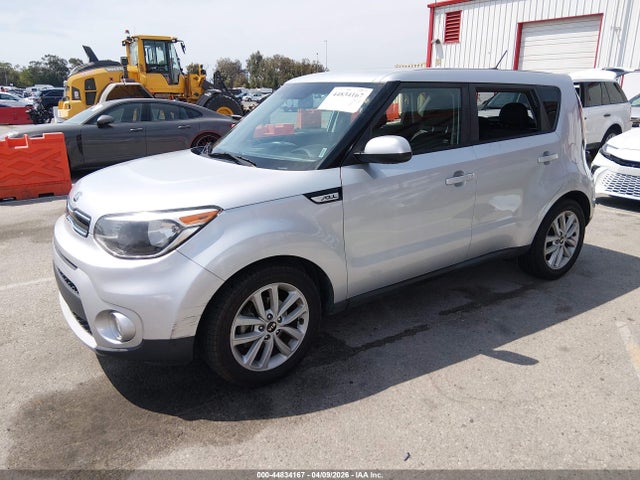 KIA SOUL + 2019 KNDJP3A54K7649483 Image 2