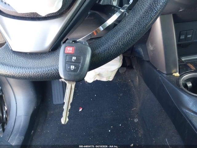 2016 Toyota Rav4 Le მანქანა იყიდება აუქციონზე, vin: JTMZFREV0GJ092956, აუქციონის ნომერი: 44834175