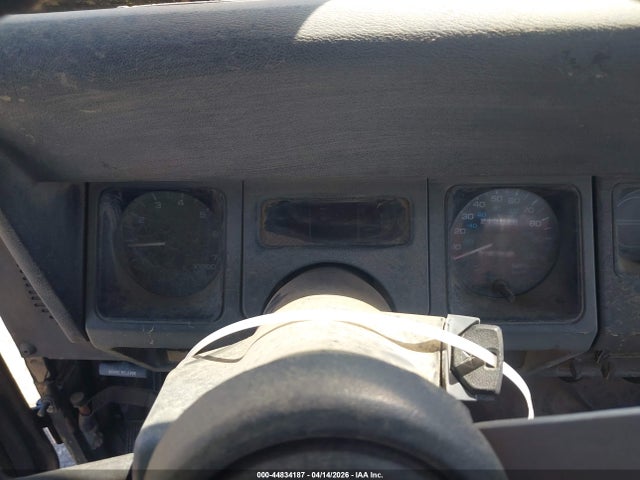 Продажа на аукционе авто 1992 Jeep Wrangler / Yj S, vin: 2J4FY19P0NJ545145, номер лота: 44834187