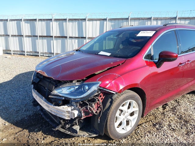 Aukcja sprzedaży 2017 Chrysler Pacifica Touring Plus, vin: 2C4RC1BG3HR795951, numer aukcji: 44834192
