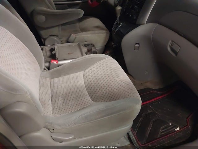 2006 TOYOTA SIENNA 5TDZA23C46S499140 Photo 4