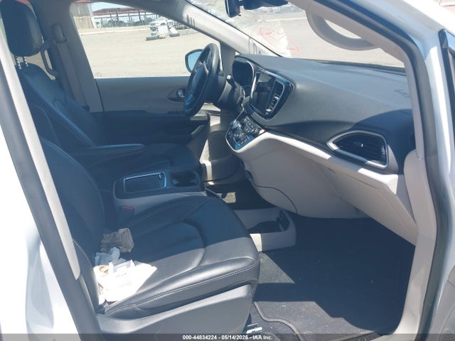 2C4RC1BG5RR163437 Chrysler Pacifica Touring L