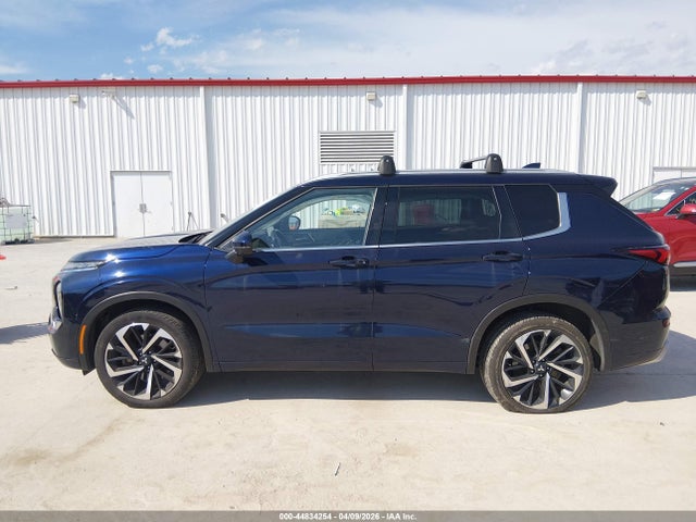 44834254 :رقم المزاد ، JA4J3VA88NZ059727 vin ، 2022 Mitsubishi Outlander Sel Special Edition 2wd مزاد بيع