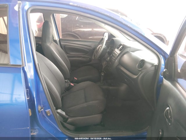 44834264 :رقم المزاد ، 3N1CN7AP9FL900879 vin ، 2015 Nissan Versa 1.6 S+ مزاد بيع
