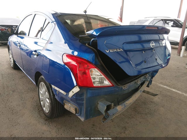 44834264 :رقم المزاد ، 3N1CN7AP9FL900879 vin ، 2015 Nissan Versa 1.6 S+ مزاد بيع