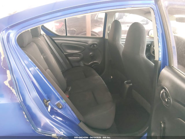 44834264 :رقم المزاد ، 3N1CN7AP9FL900879 vin ، 2015 Nissan Versa 1.6 S+ مزاد بيع
