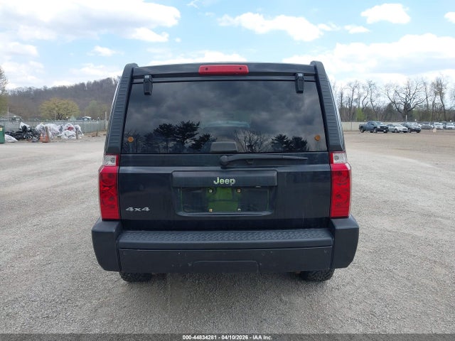44834281 :رقم المزاد ، 1J4RG4GK3AC132214 vin ، 2010 Jeep Commander Sport مزاد بيع