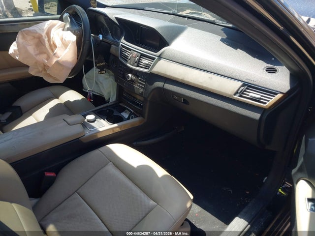 44834287 :رقم المزاد ، WDDHF8HB2AA054312 vin ، 2010 Mercedes-benz E 350 4matic مزاد بيع