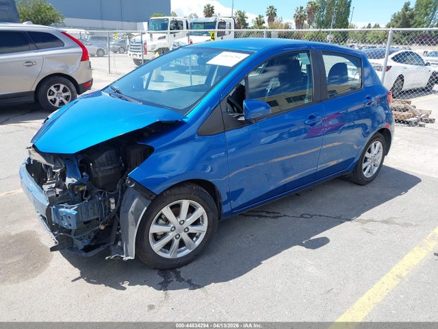 Toyota YARIS LE 2016 VNKKTUD38GA066481 Image 2