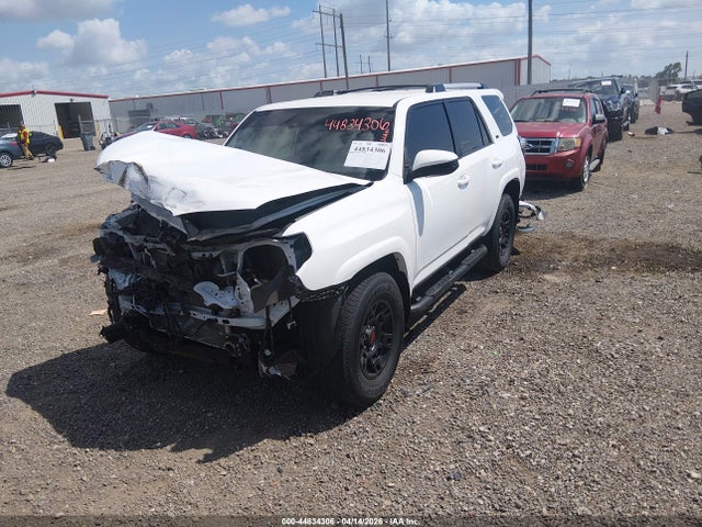 Продажа на аукционе авто 2021 Toyota 4runner Sr5, vin: JTEEU5JR5M5245403, номер лота: 44834306