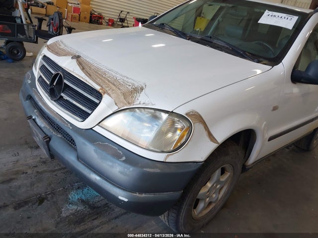 Продаж на аукціоні авто 1999 Mercedes-benz Ml 320, vin: 4JGAB54EXXA142549, номер лоту: 44834312