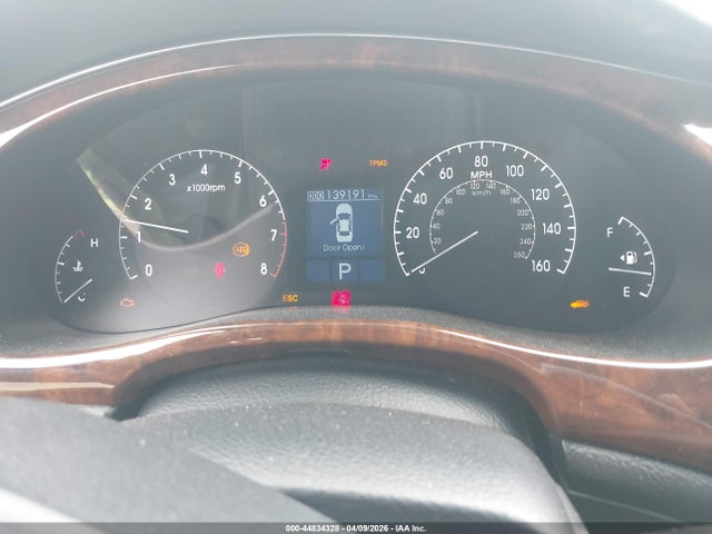 Продажа на аукционе авто 2011 Hyundai Genesis 3.8, vin: KMHGC4DE5BU137896, номер лота: 44834328