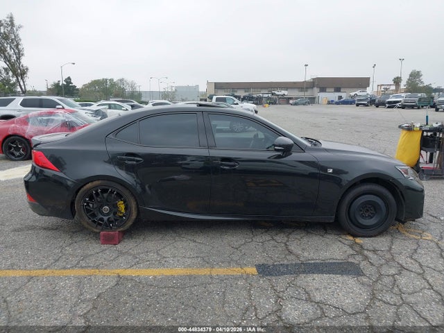 Lexus IS 300 2019 JTHBA1D20K5088611 Image 13