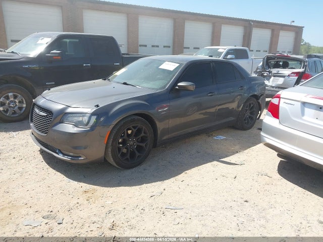 44834388 :رقم المزاد ، 2C3CCABGXKH638120 vin ، 2019 Chrysler 300 300s مزاد بيع