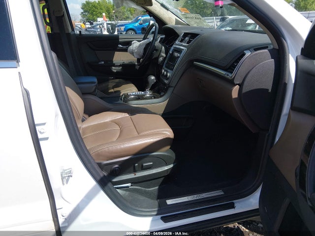 44834400 :رقم المزاد ، 1GKKRSKD3HJ186914 vin ، 2017 Gmc Acadia Limited مزاد بيع
