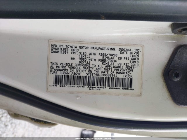 44834421 :رقم المزاد ، 5TBBT48131S168341 vin ، 2001 Toyota Tundra Ltd V8 مزاد بيع