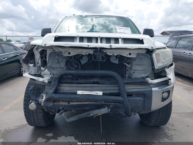 2016 Toyota Tundra Sr5 5.7l V8 მანქანა იყიდება აუქციონზე, vin: 5TFDW5F19GX556399, აუქციონის ნომერი: 44834428