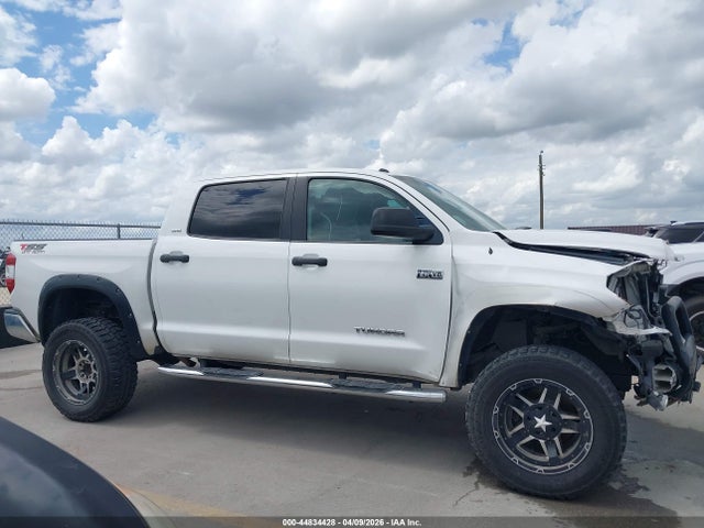 2016 Toyota Tundra Sr5 5.7l V8 მანქანა იყიდება აუქციონზე, vin: 5TFDW5F19GX556399, აუქციონის ნომერი: 44834428
