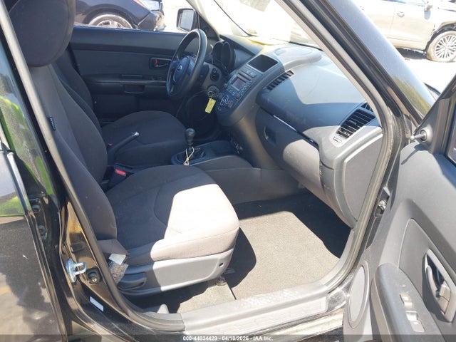 44834429 :رقم المزاد ، KNDJT2A51D7603313 vin ، 2013 Kia Soul مزاد بيع