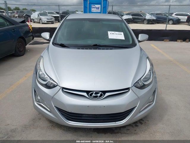 Продажа на аукционе авто 2015 Hyundai Elantra Se, vin: KMHDH4AEXFU303165, номер лота: 44834440