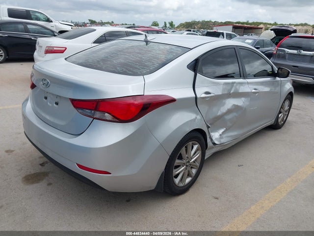 Продажа на аукционе авто 2015 Hyundai Elantra Se, vin: KMHDH4AEXFU303165, номер лота: 44834440