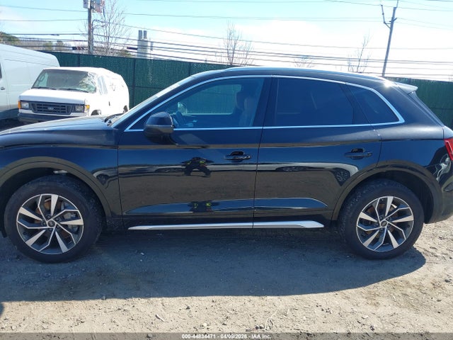 Aukcja sprzedaży 2024 Audi Q5 Premium 45 Tfsi S Line Quattro, vin: WA1GAAFY7R2001169, numer aukcji: 44834471