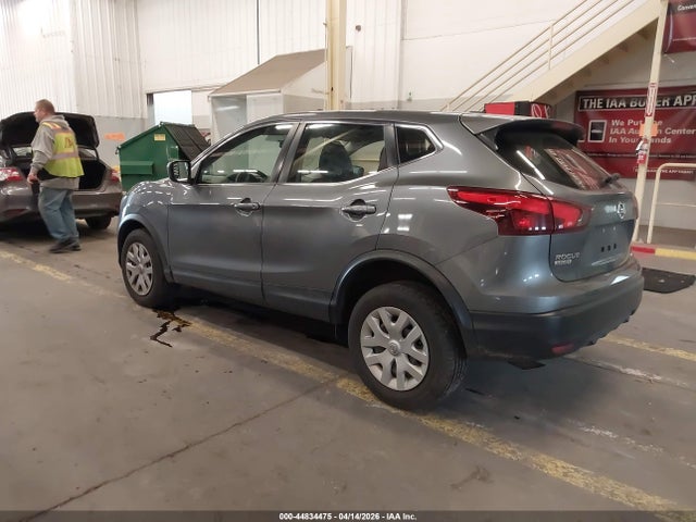 JN1BJ1CP9JW181556 Nissan Rogue Sport S