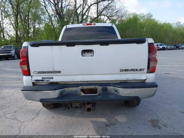 Продажа на аукционе авто 2005 Chevrolet Silverado 1500hd Ls, vin: 1GCGK13UX5F925659, номер лота: 44834487