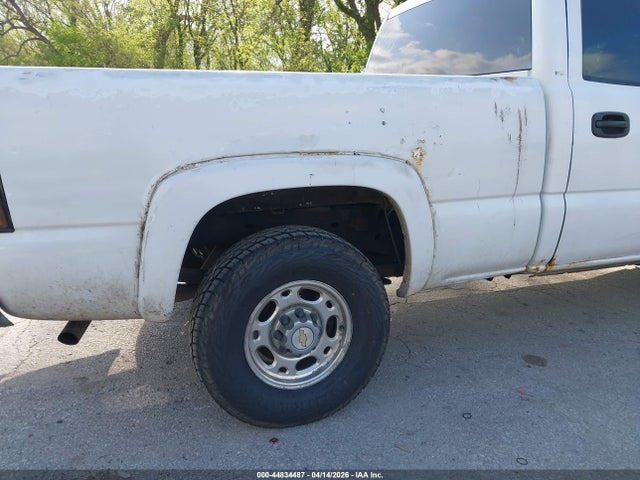 Продажа на аукционе авто 2005 Chevrolet Silverado 1500hd Ls, vin: 1GCGK13UX5F925659, номер лота: 44834487
