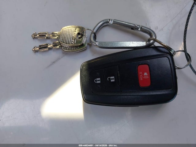 JTNK4RBE8K3039734 Toyota Corolla Xse