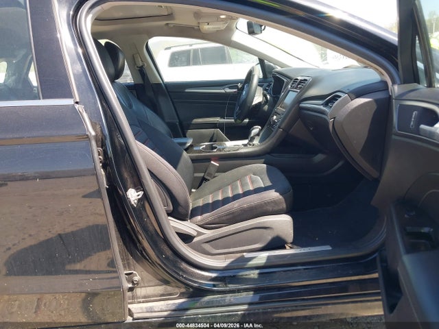 44834504 :رقم المزاد ، 3FA6P0K91GR400134 vin ، 2016 Ford Fusion Titanium مزاد بيع